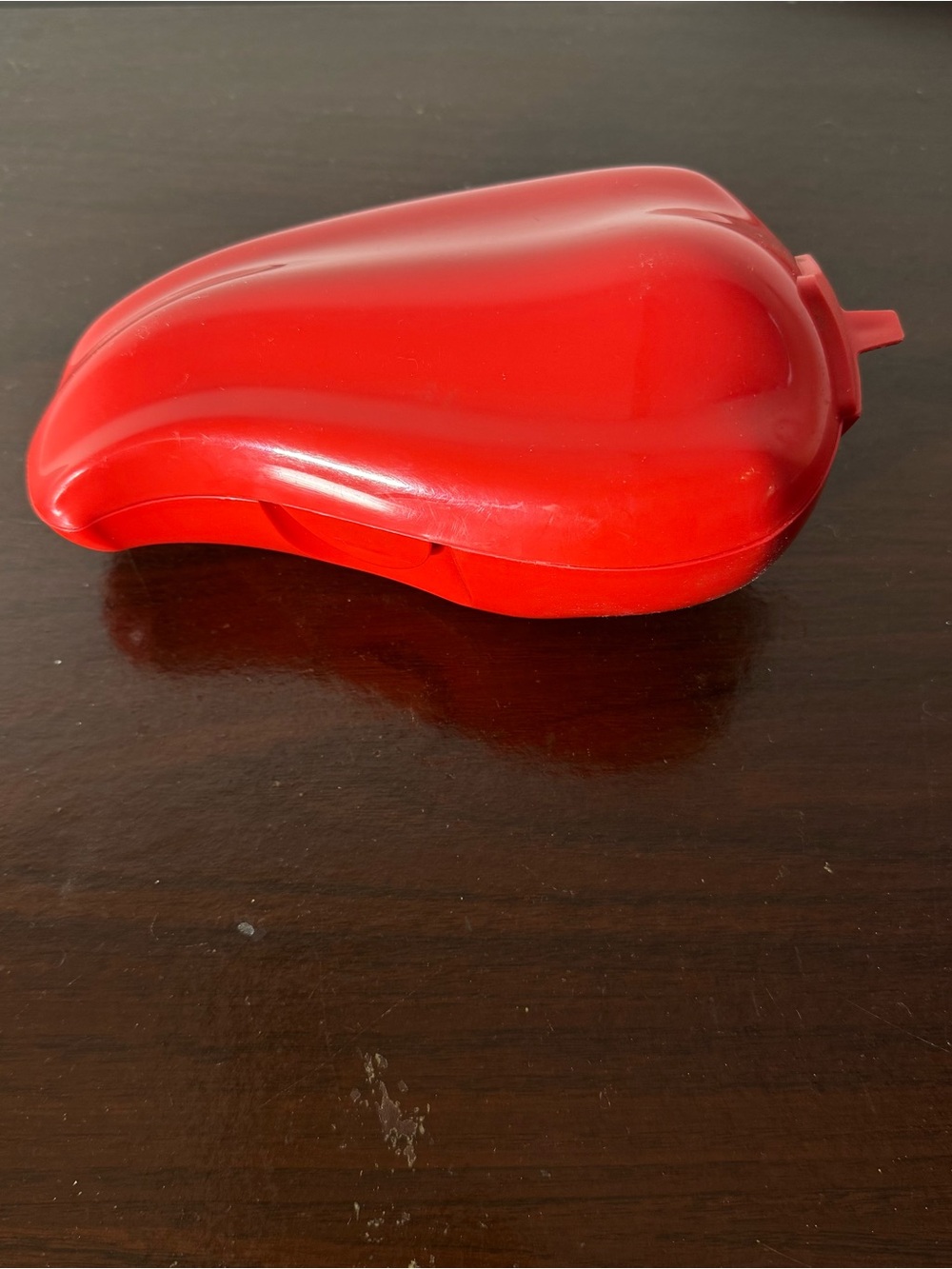 Tupperware Forget Me Not Red chilli pepper